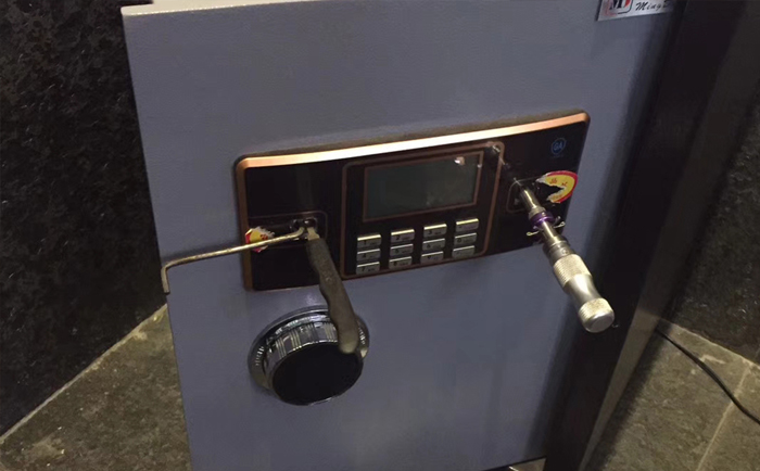 各類品牌保險柜維修開鎖 各類品牌保險柜維修開鎖